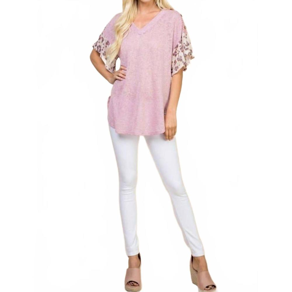 NEW EMERALD COLLECTION lace button trim v neck top in mauve